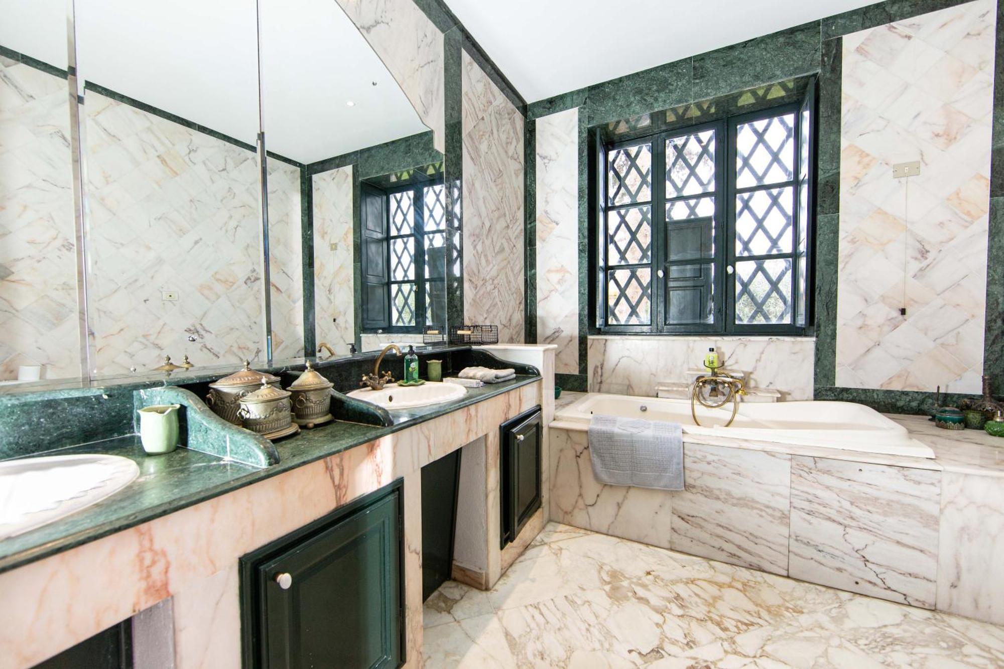 Appartement Prive Dans Une Grande Maison D'Hote La Marsa Exterior foto